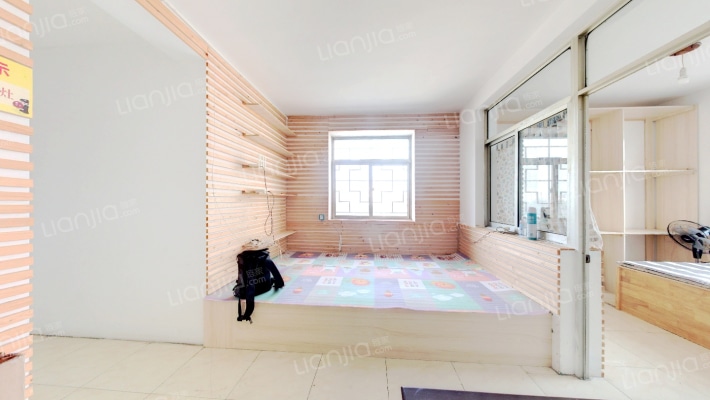 凤凰花园二手房实景图