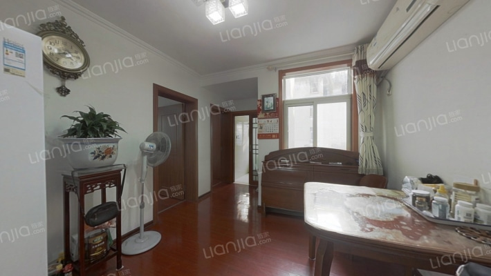 江滨新村三期二手房实景图