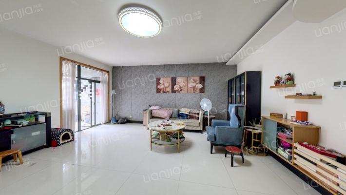 顶间花园二手房实景图