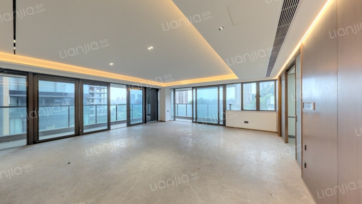 万科紫台二手房实景图