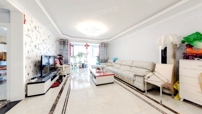 世豪公寓二手房实景图