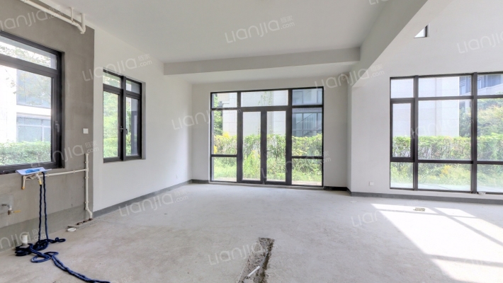 翡翠御府二手房实景图