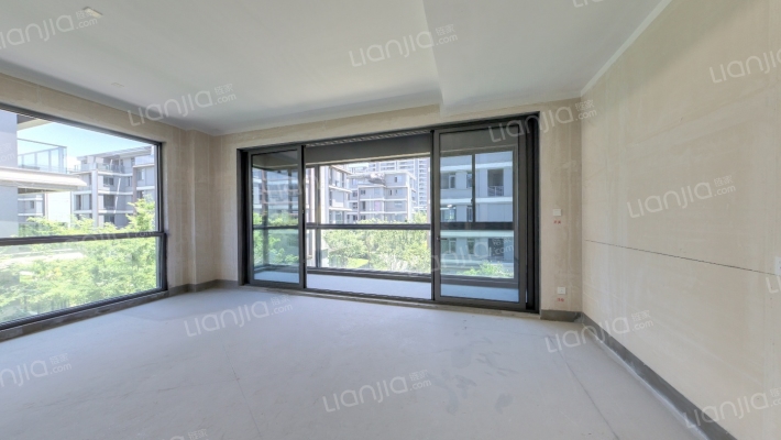 万科.瑧境观邸二手房实景图