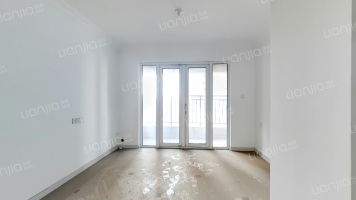 碧桂园听山语二手房实景图