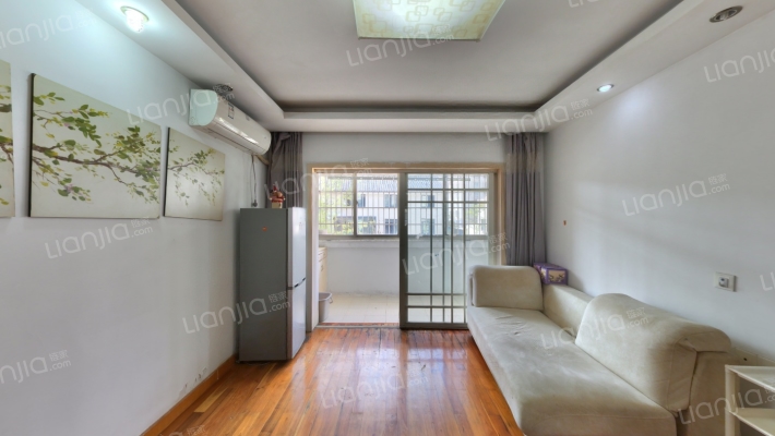 金龙花园二手房实景图