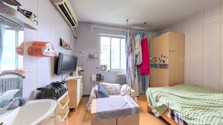 雅荷城市花园二手房实景图