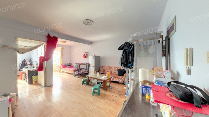 卓昱西苑二手房实景图