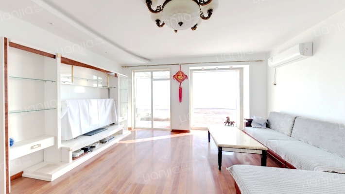 浪琴园二手房实景图