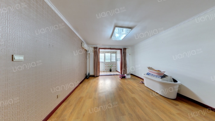 山外青山二手房实景图