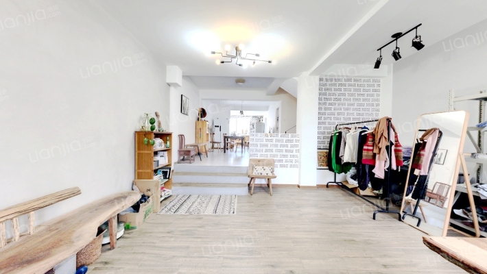 和园二手房实景图