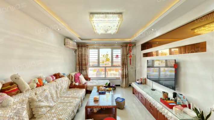 天悦二手房实景图