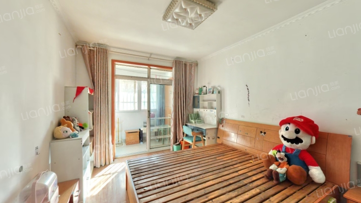 滨河新苑一期二手房实景图