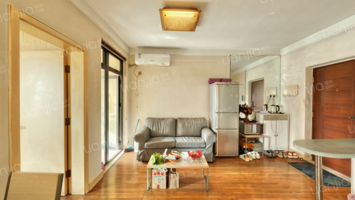 雅戈尔YAKR公馆二手房实景图