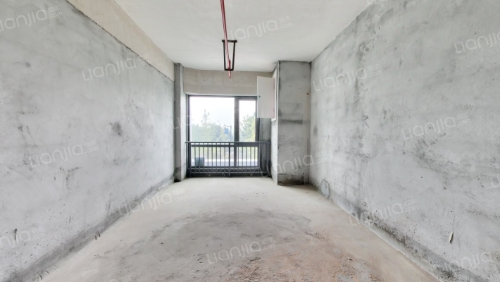 滨虹商务中心二手房实景图