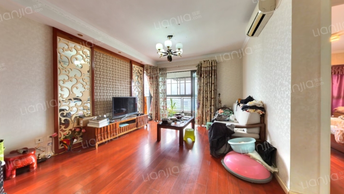 武汉天地二期A10二手房实景图