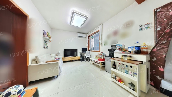 星河路社区二手房实景图