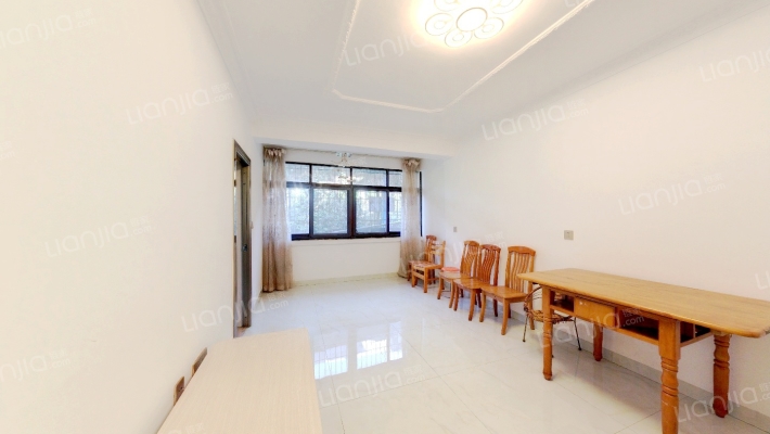 中铁44区二手房实景图