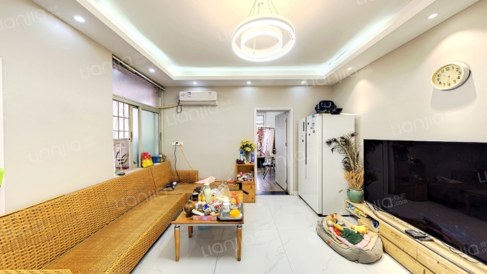 红星宿舍二手房实景图