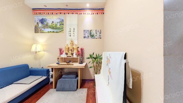 正易国际二手房实景图