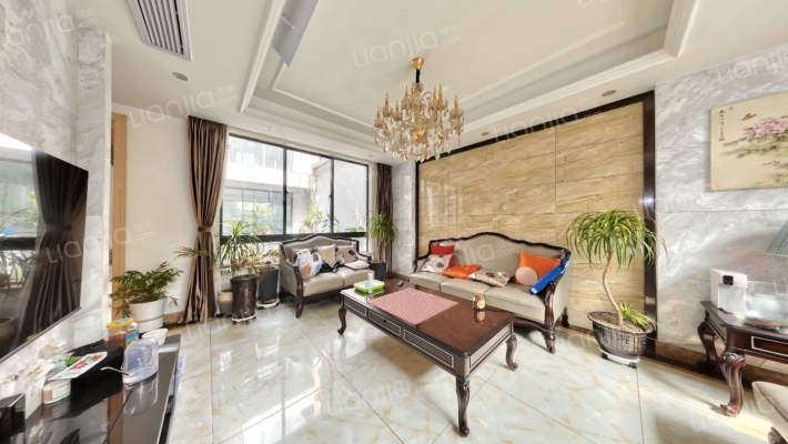 富成花苑二手房实景图