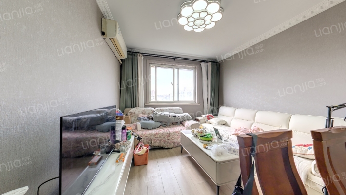 菊泉新城(陆翔路698弄)二手房实景图