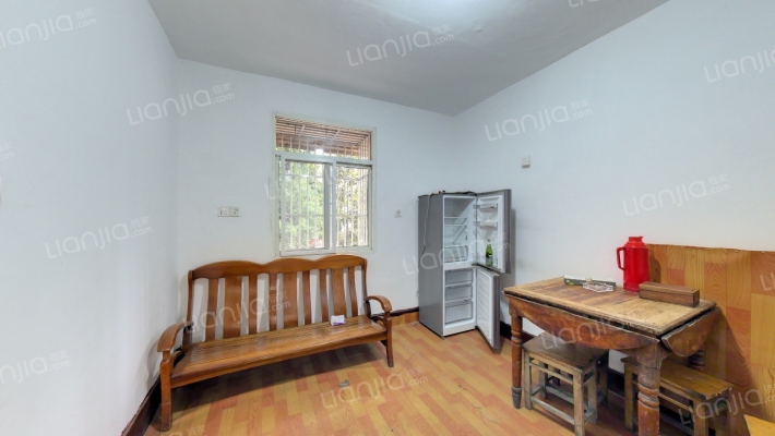 湖西新村二手房实景图