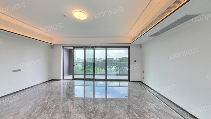 保利三龙湾天珺二手房实景图