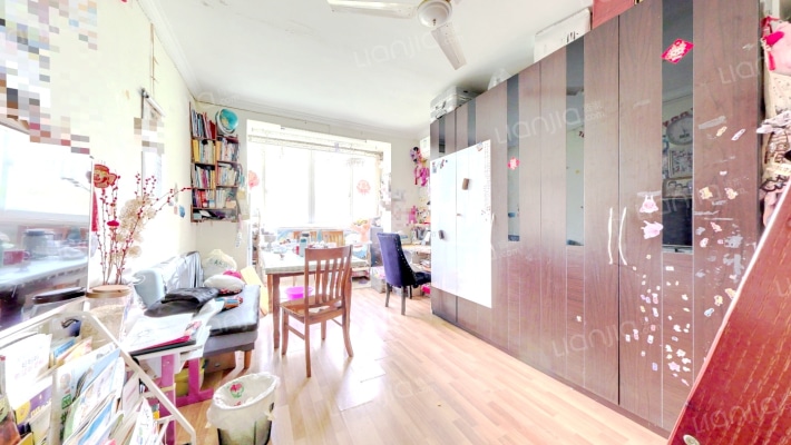 光新三村二手房实景图