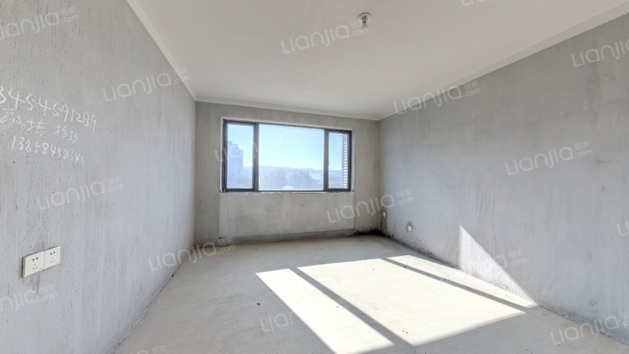 大明山水二手房实景图