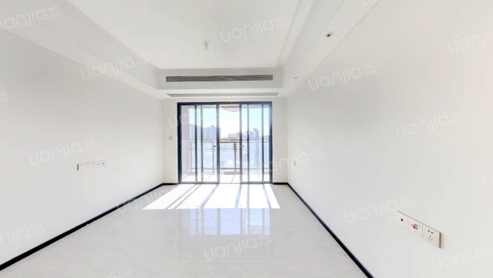 合景臻湖誉园二手房实景图