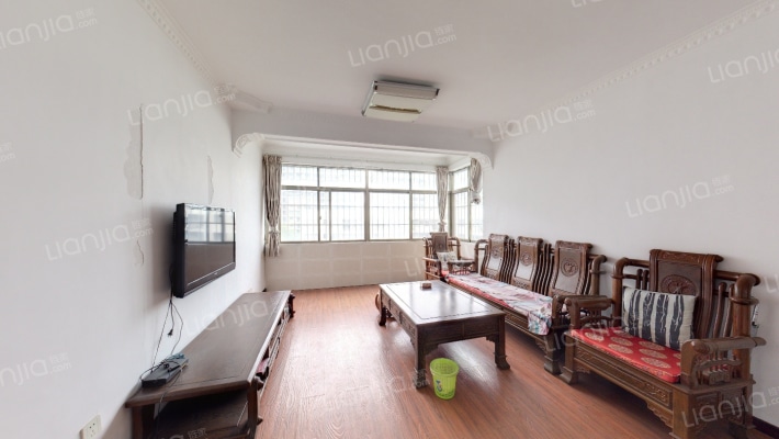 东大金星花苑二手房实景图