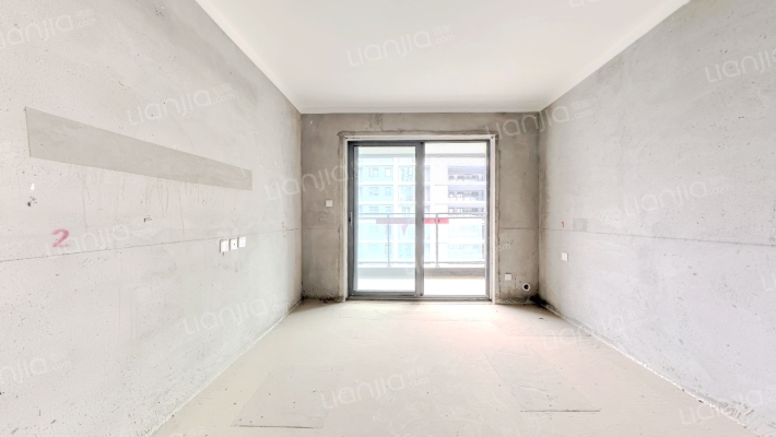 正弘碧湖苑二手房实景图