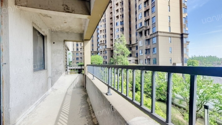 领岛玖尊二手房实景图