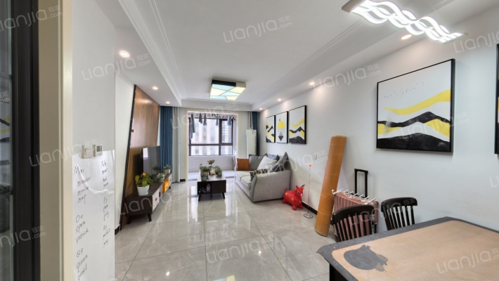 绿都紫荆华庭晴园二手房实景图