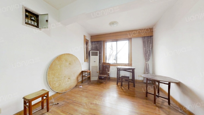 龙港村二手房实景图