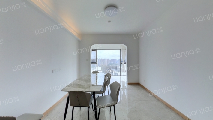 百集龙广场滇池一英里二手房实景图