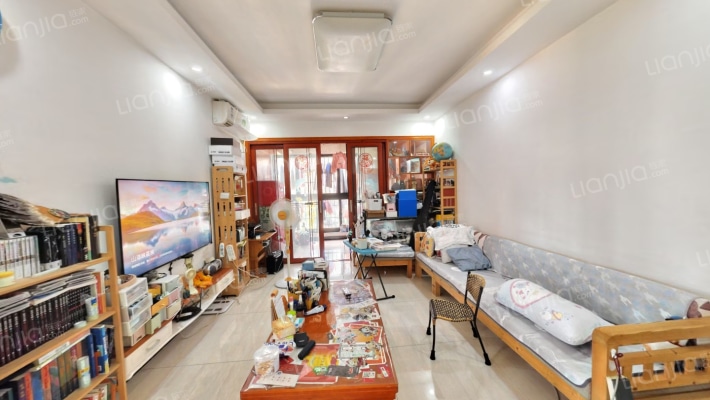 航天溪湖二手房实景图