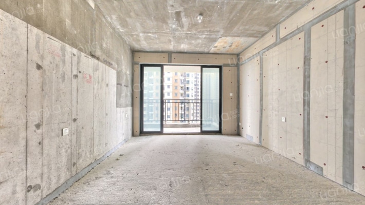 伊景园滨河苑二手房实景图