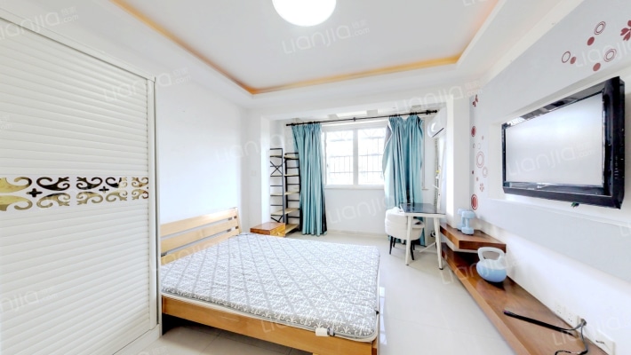 上泰花苑二手房实景图