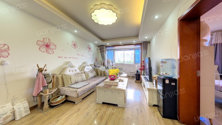 皇家花园二手房实景图