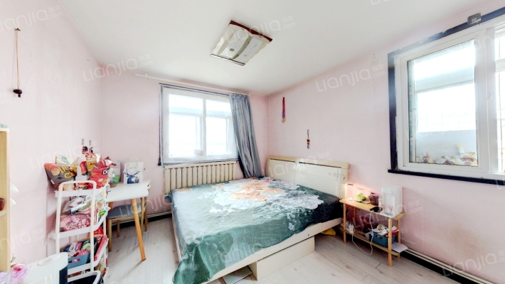 天资里二手房实景图