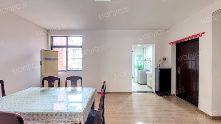 颐园小区二手房实景图