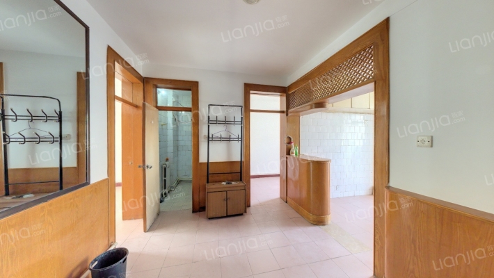 电力设备厂小区二手房实景图