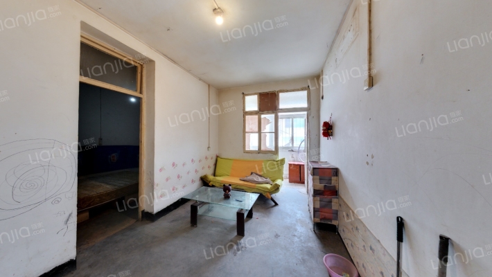 西八路二十四号二手房实景图