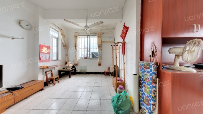 何岗新村二手房实景图