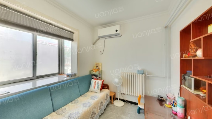 燕子山西路16号二手房实景图