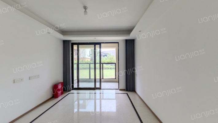 龙湖华董春江天玺二手房实景图