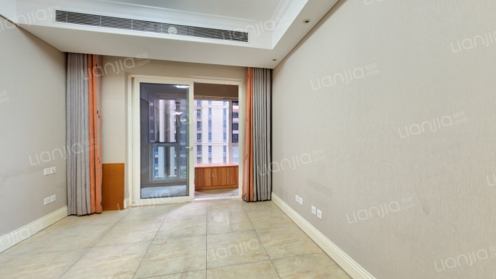 融创天朗南长安街壹号三期二手房实景图