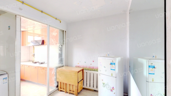 东大小区二手房实景图