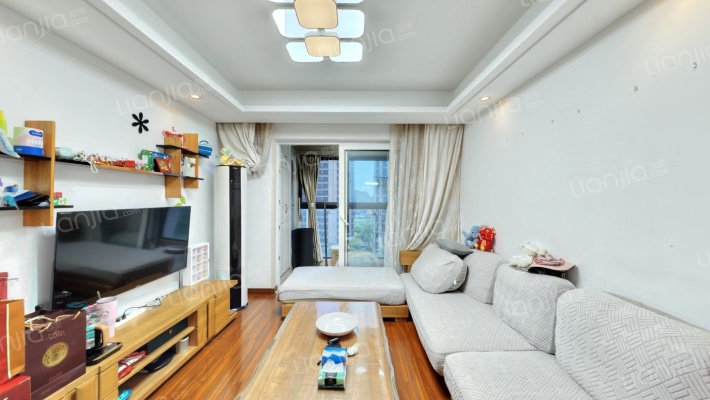 万科传奇里二手房实景图